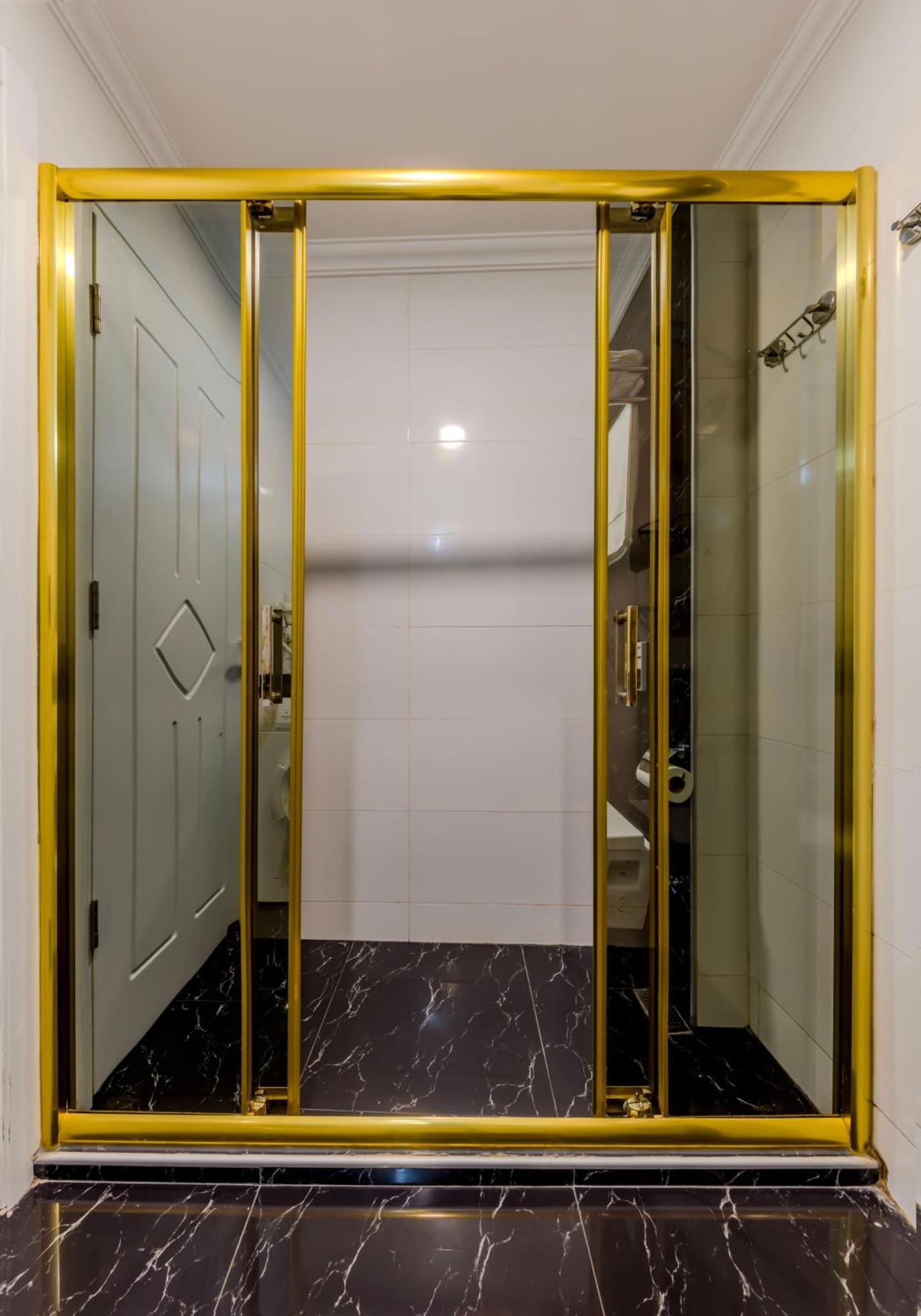 Lemis Suite Istanbul Luaran gambar