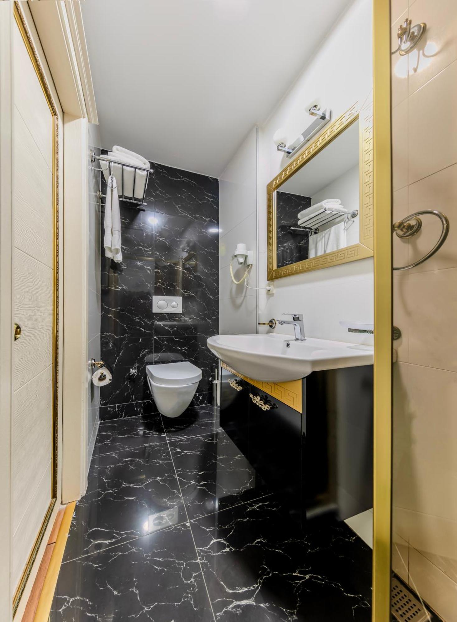 Lemis Suite Istanbul Luaran gambar