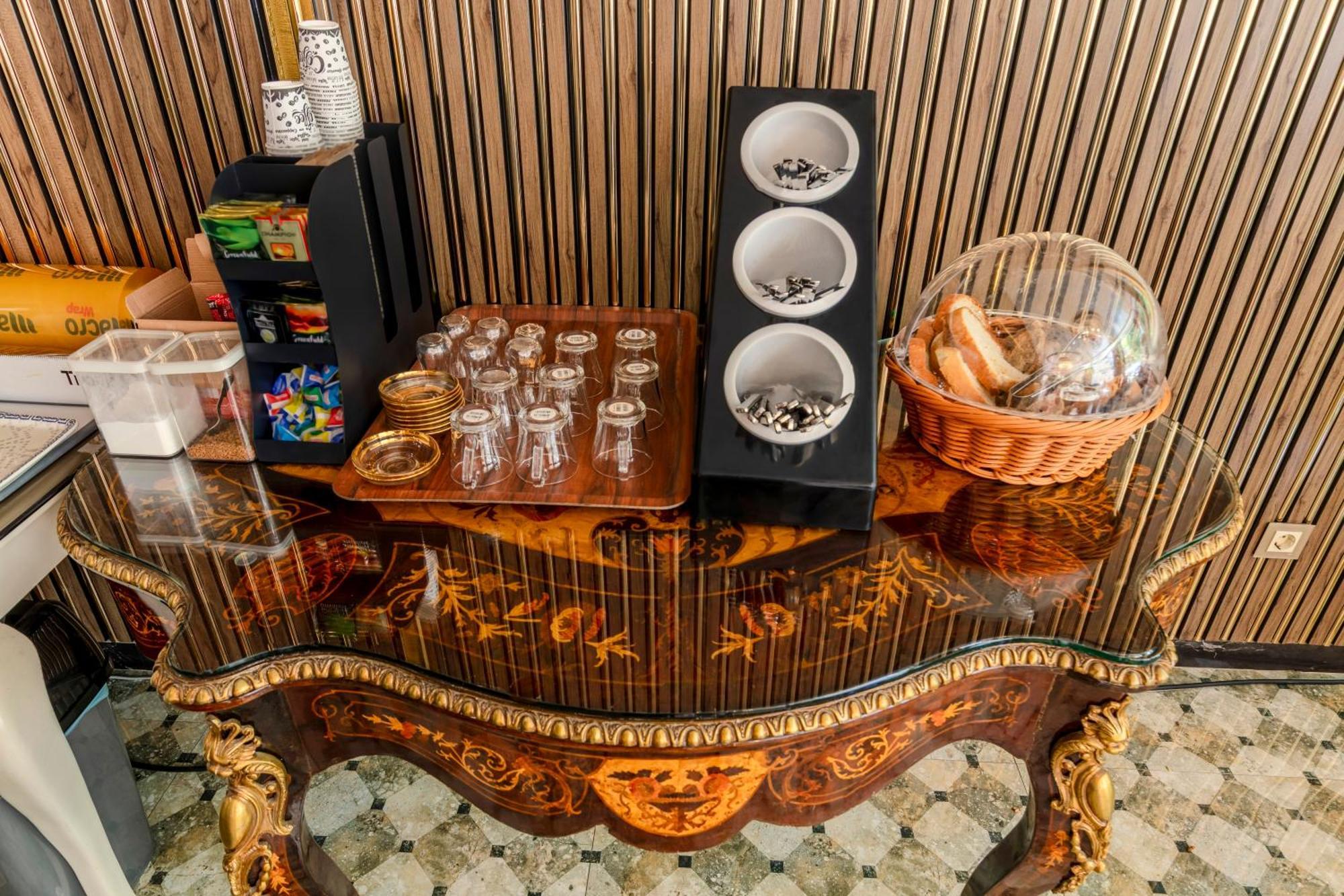 Lemis Suite Istanbul Luaran gambar